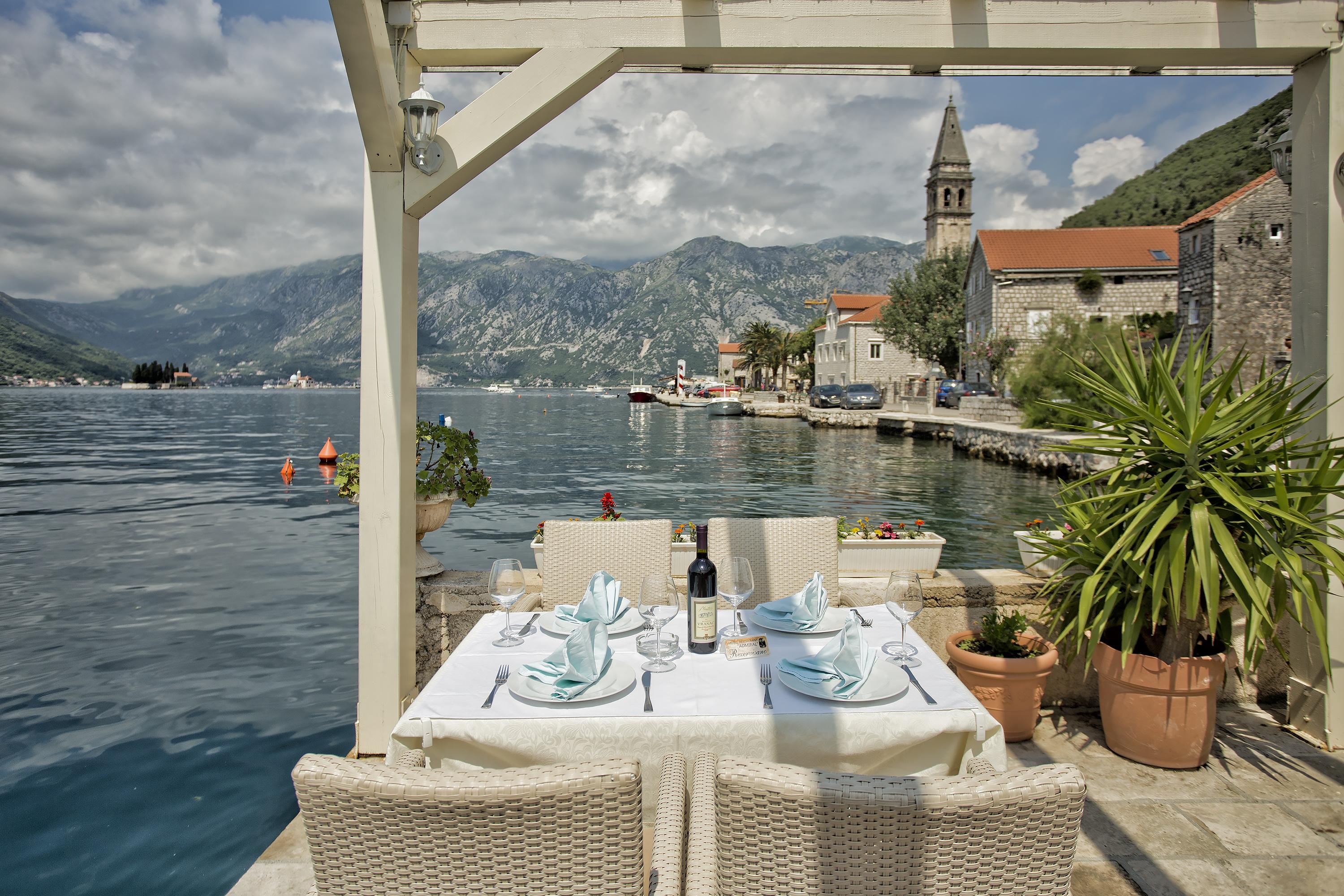 Apartments Admiral Perast Luaran gambar