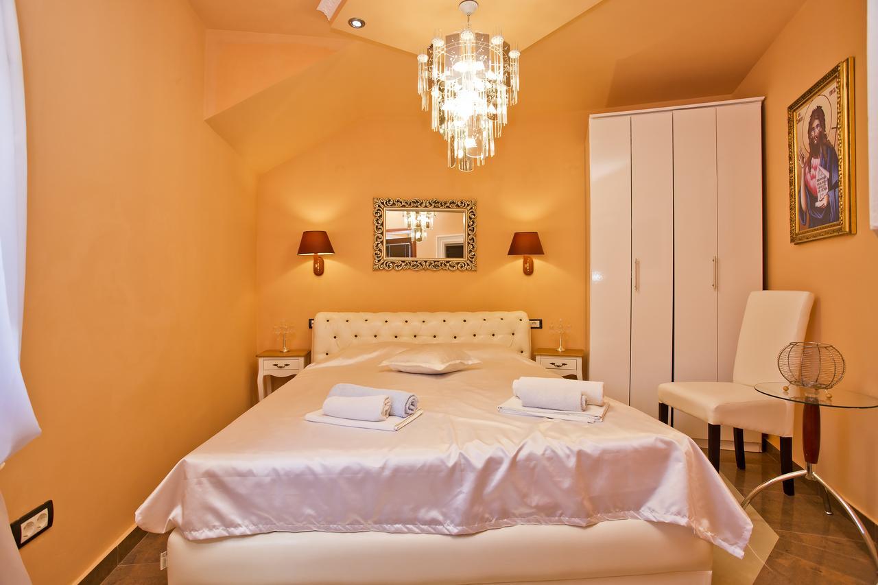 Apartments Admiral Perast Luaran gambar