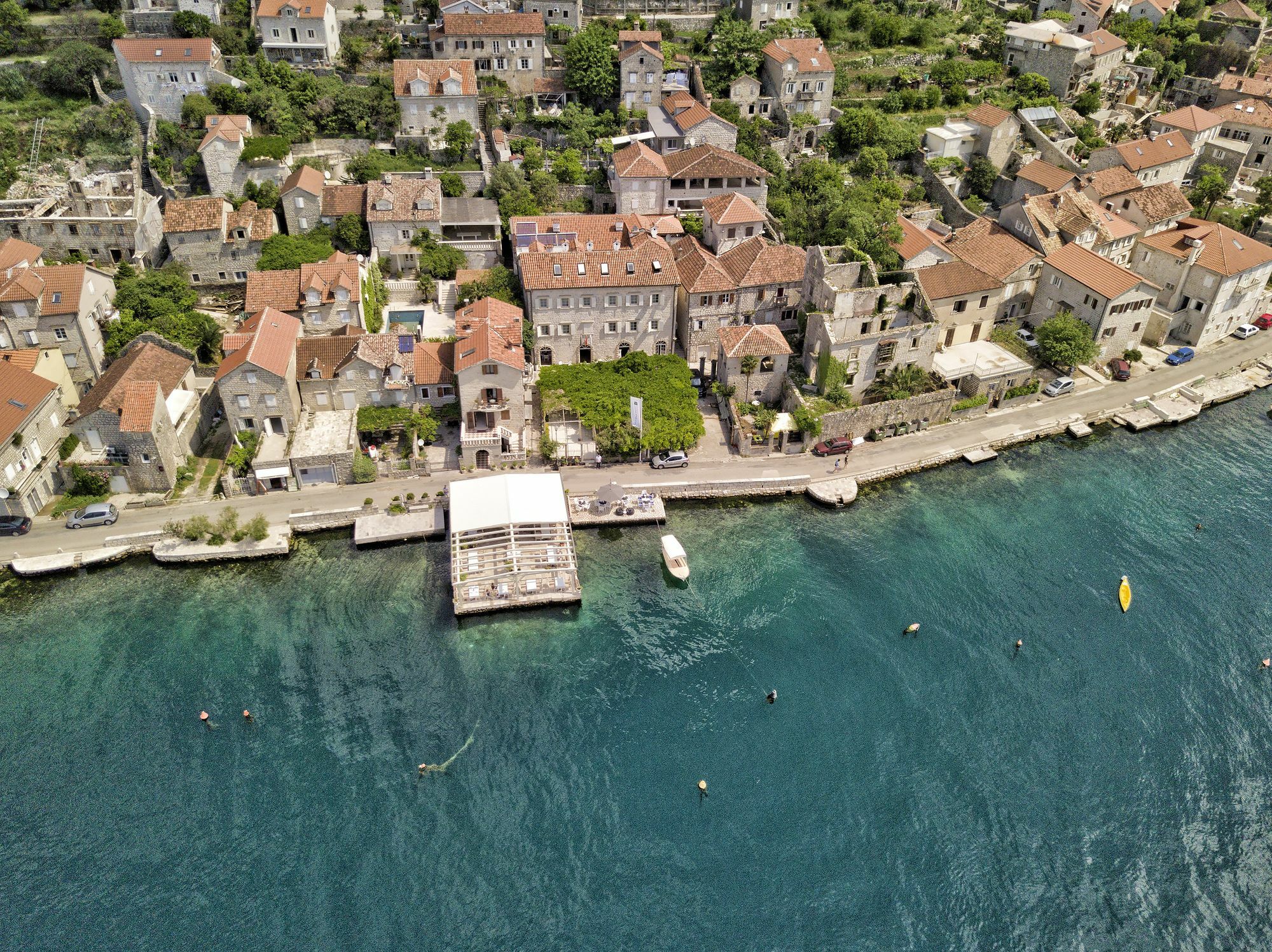 Apartments Admiral Perast Luaran gambar